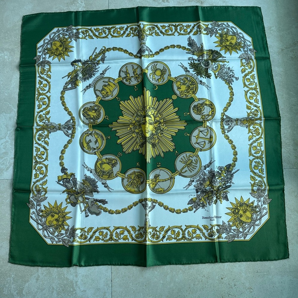 Vintage 1990’s Bianchini Ferier 100 %Silk Square Scarf